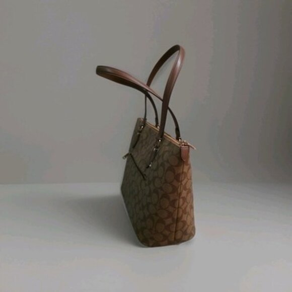 Coach CW381 Signature Canvas Khaki Saddle Shoulder Bag NEW With Tags - Picture 4 of 16